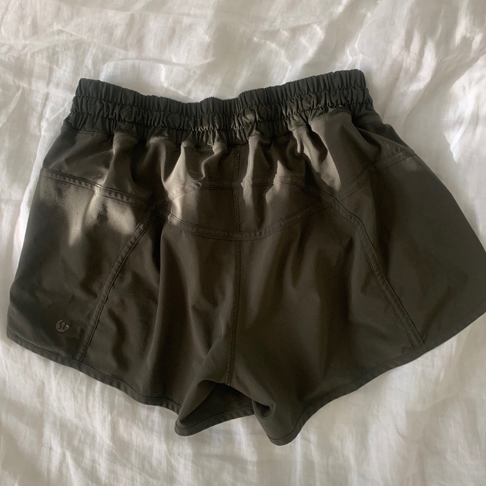 Lululemon tracker short